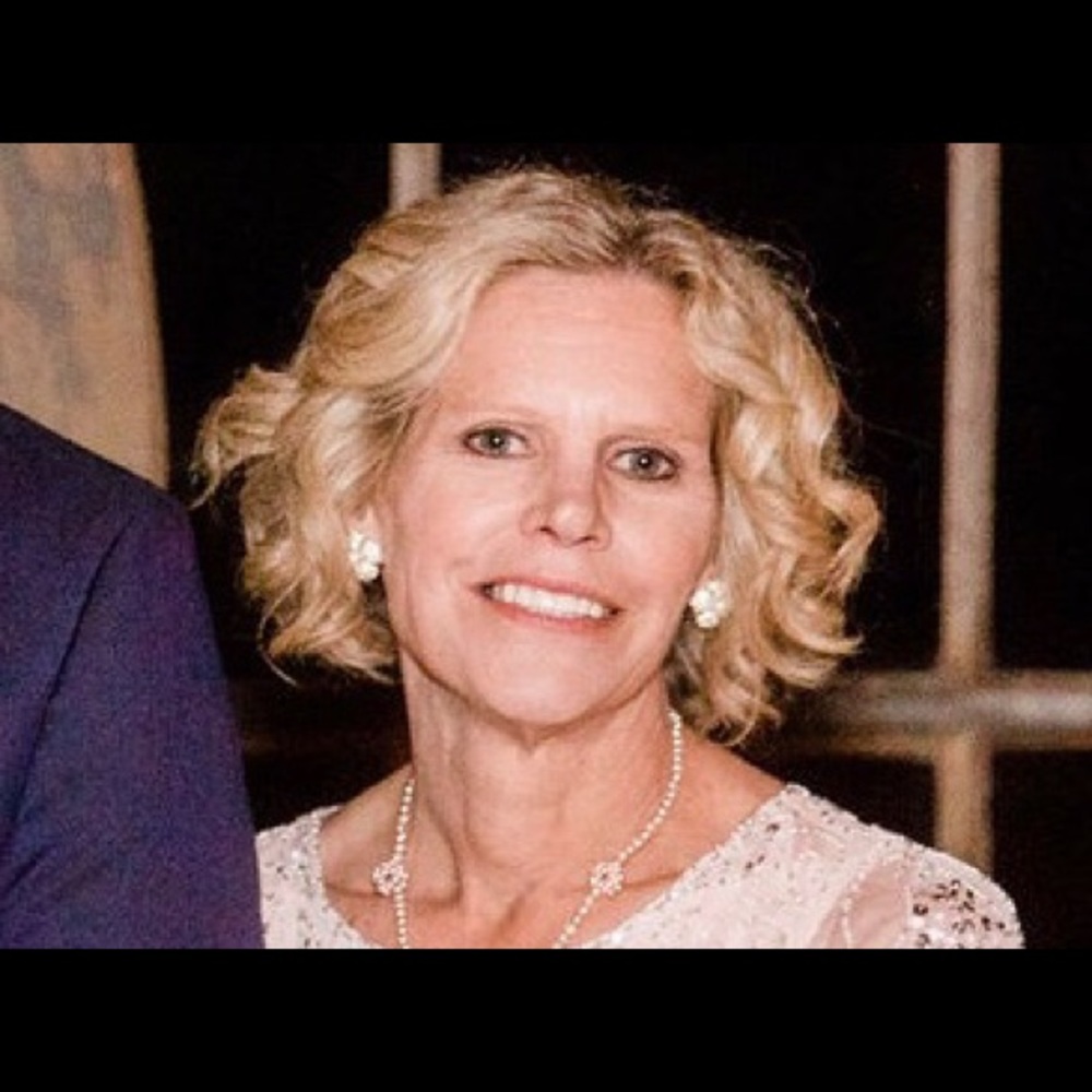 Meet your Posher, Cynthia